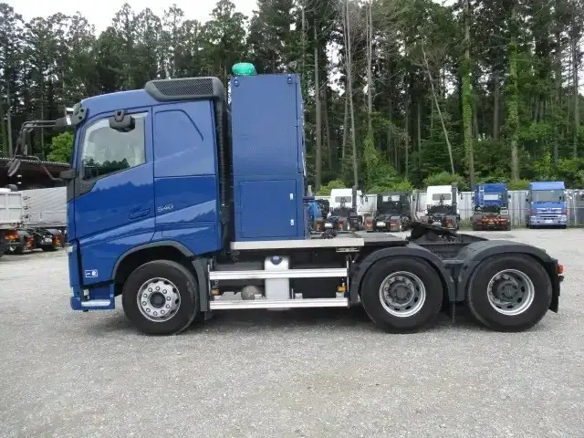 ボルボ トラック 大型 トラクター ハイルーフ 2デフの中古トラック画像5
