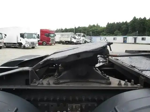 ボルボ トラック 大型 トラクター ハイルーフ 2デフの中古トラック画像9