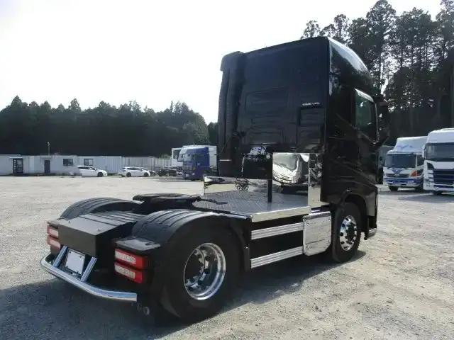ボルボ トラック 大型 トラクター ハイルーフ 1デフの中古トラック画像3