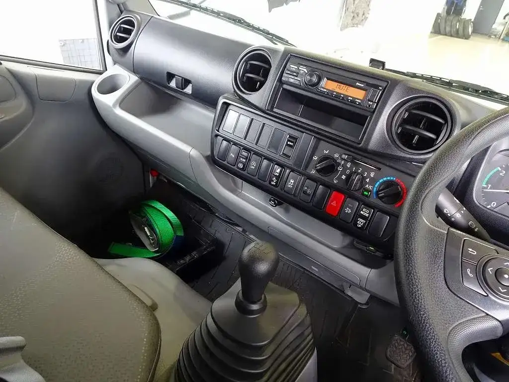 トヨタ ダイナ 小型 アルミバン 2RG-XZC645 R4の中古トラック画像10