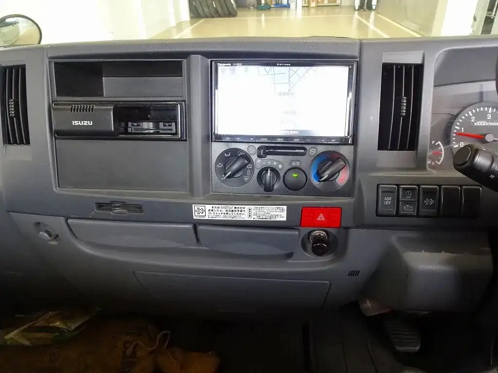 いすゞ エルフ 小型 平ボディ TRG-NHR85A H31/R1の中古トラック画像12
