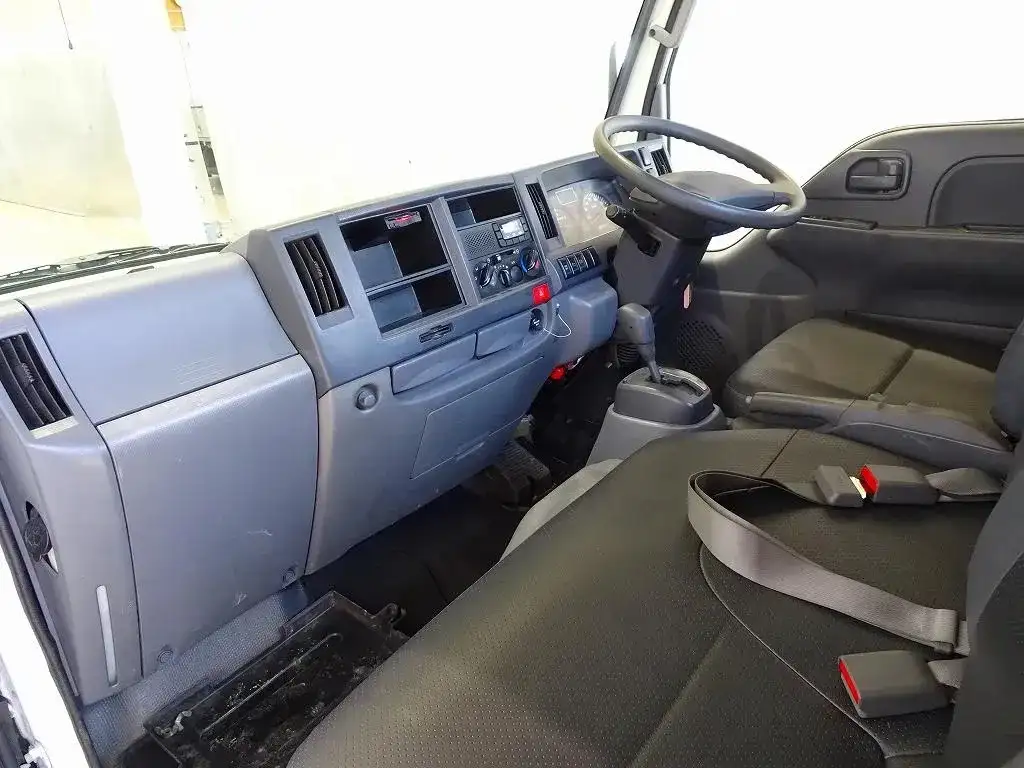いすゞ エルフ 小型 平ボディ TPG-NJR85A H30の中古トラック画像10