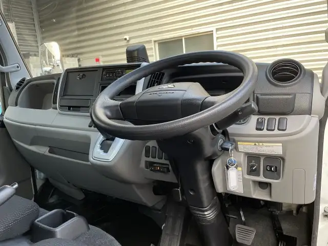 三菱 キャンター 小型 平ボディ TPG-FBA00 H30の中古トラック画像10