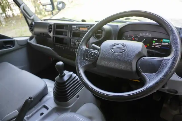 日野 デュトロ 小型 平ボディ 2RG-XZU710M R2の中古トラック画像14