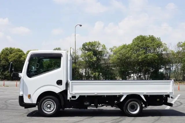 日産 アトラス 小型 平ボディ CBF-SQ2F24 R2の中古トラック画像5