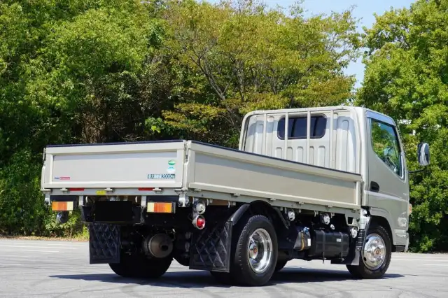 三菱 キャンター 小型 平ボディ TPG-FBA20 H28の中古トラック画像3
