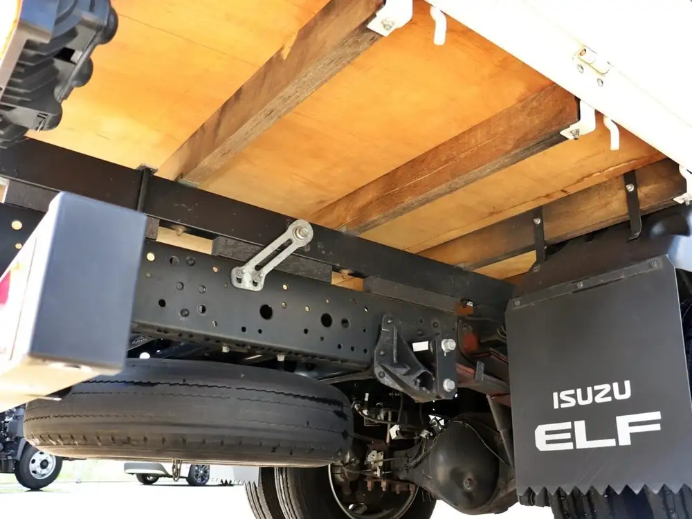 いすゞ エルフ 小型 平ボディ 2RG-NPR88N R3の中古トラック画像像17