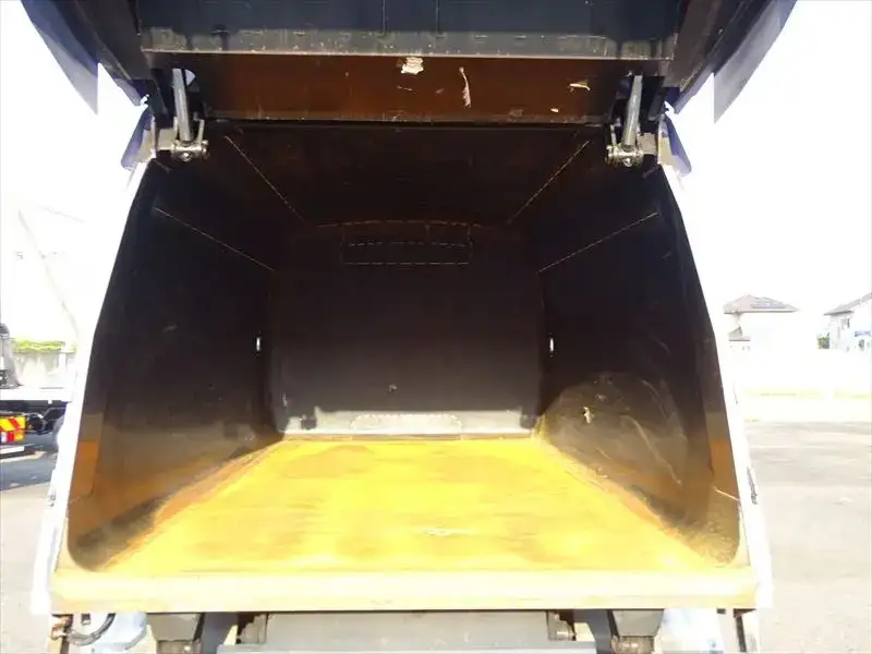 三菱 ファイター 中型/増トン パッカー車 巻き込み式 回転ダンプ式の中古トラック画像7