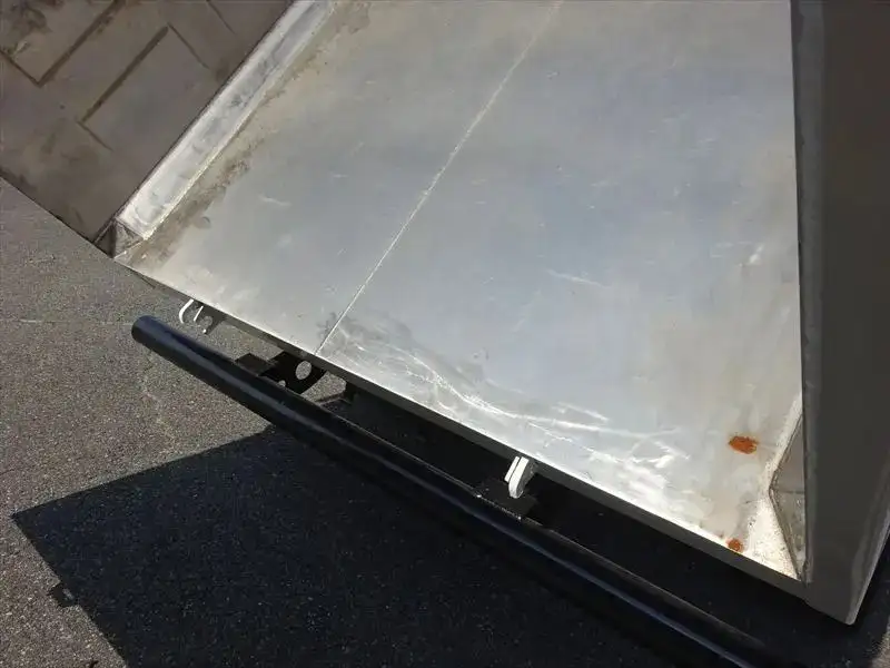 いすゞ フォワード 中型/増トン ダンプ 土砂禁 ステンレス張りの中古トラック画像8