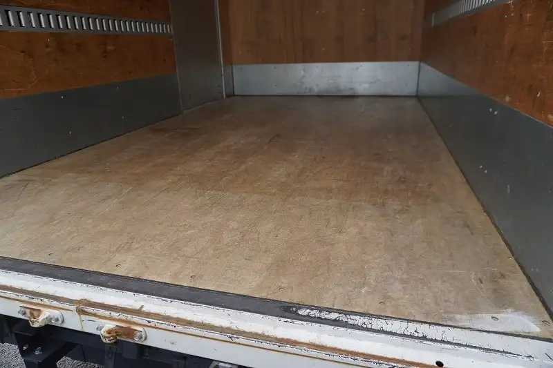 いすゞ エルフ 小型 アルミバン サイドドア TPG-NLR85ANの中古トラック画像6