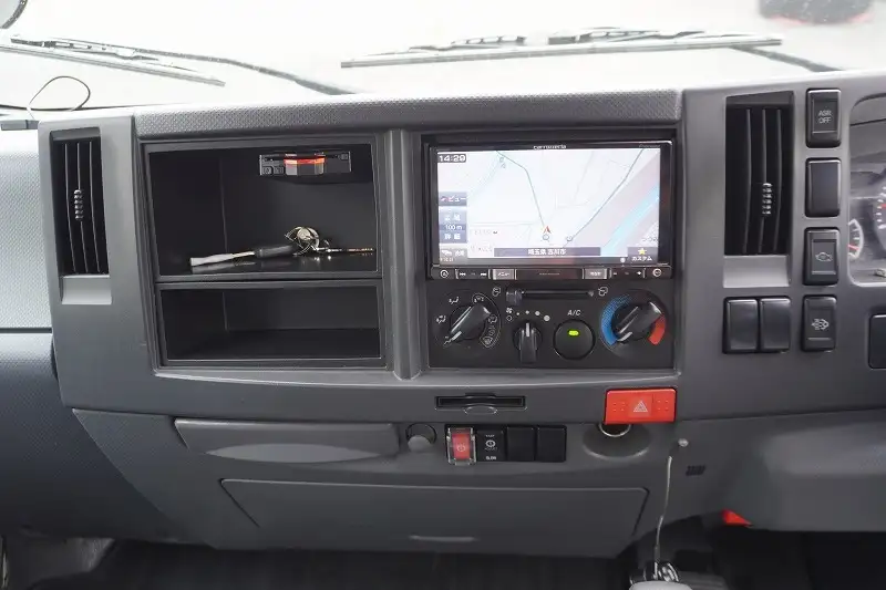 いすゞ エルフ 小型 アルミバン サイドドア TPG-NLR85ANの中古トラック画像13