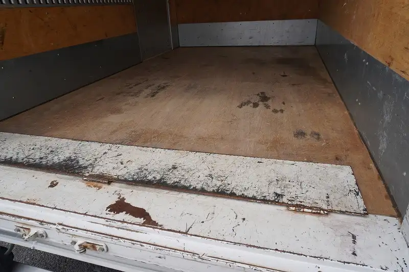 いすゞ エルフ 小型 アルミバン パワーゲート サイドドアの中古トラック画像6