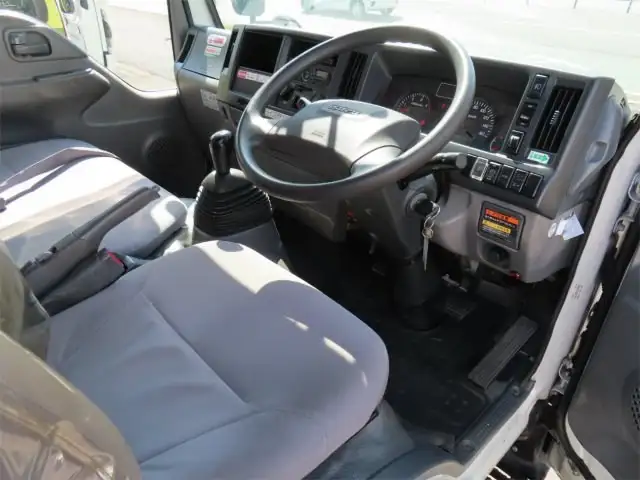 いすゞ エルフ 小型 クレーン付 床鉄板 4段の中古トラック画像4