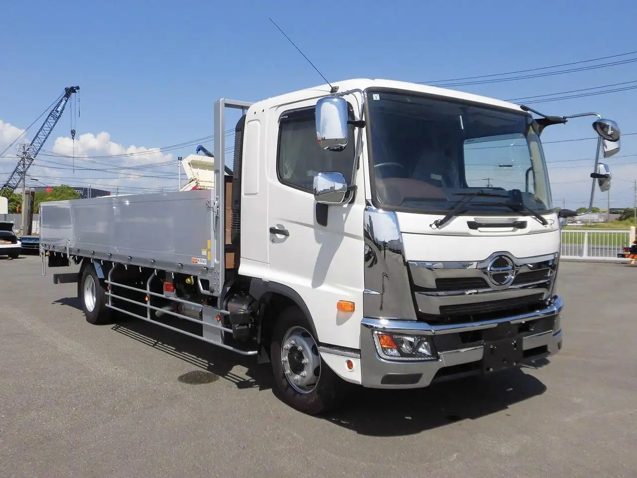 日野 レンジャー 中型/増トン 平ボディ アルミブロック エアサスの中古トラック画像2