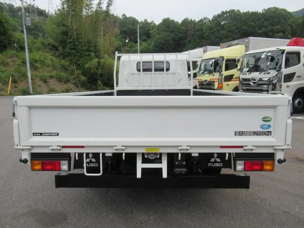 三菱 キャンター 小型 平ボディ カスタム 2RG-FEB50の中古トラック画像4