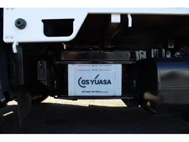三菱 キャンター 小型 平ボディ パワーゲート 床鉄板の中古トラック画像14