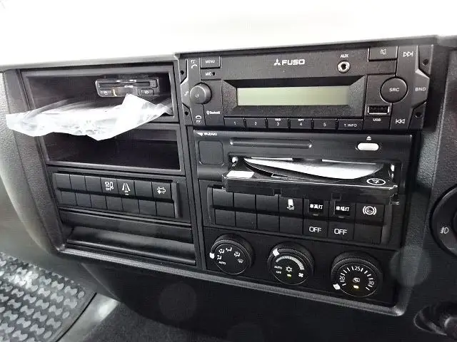 三菱 ファイター 中型/増トン ウイング エアサス ベッドの中古トラック画像16