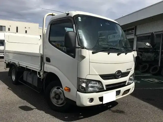 日野 デュトロ 小型 平ボディ パワーゲート TKG-XZC645Mの中古トラック画像2