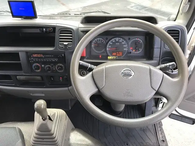 日産 アトラス 小型 平ボディ パワーゲート 床鉄板の中古トラック画像11