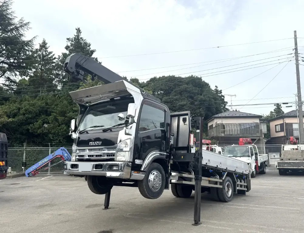三菱 キャンター 小型 車両重機運搬 ラジコン ウインチ の中古トラック【車両No.174957】