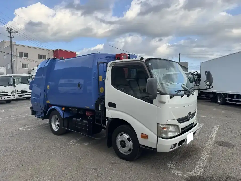 日野 デュトロ 小型 パッカー車 プレス式 TKG-XZU605Mの中古トラック画像2