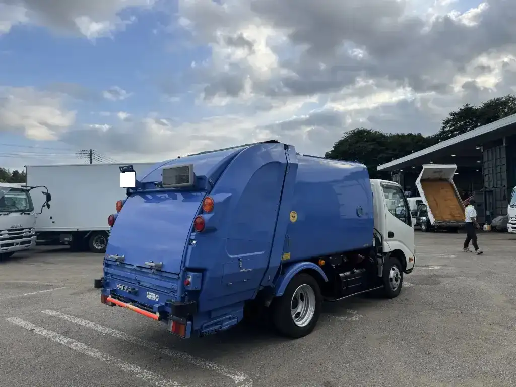 日野 デュトロ 小型 パッカー車 プレス式 TKG-XZU605Mの中古トラック画像3