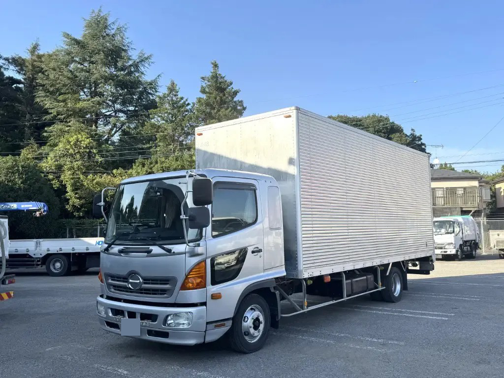 日野 レンジャー 中型/増トン アルミバン 標準
