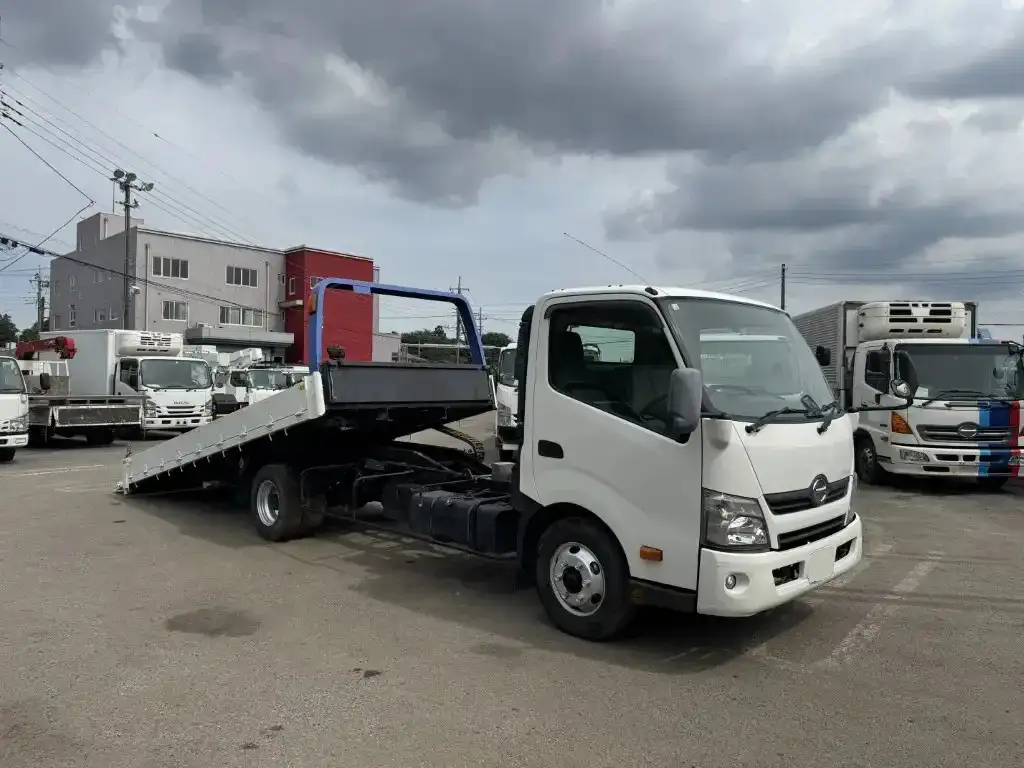日野 デュトロ 小型 車両重機運搬 ウインチ TKG-XZU720Mの中古トラック画像2