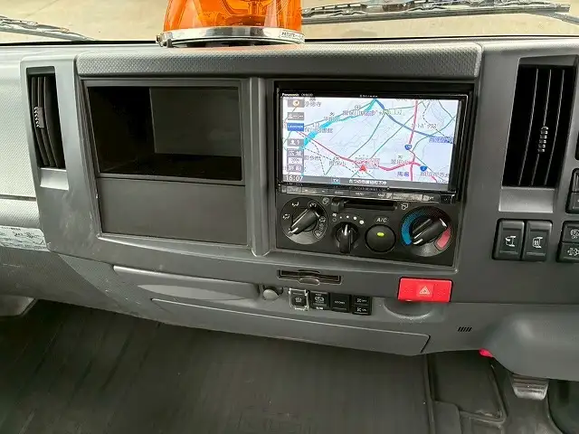 いすゞ エルフ 小型 クレーン付 アルミブロック 3段の中古トラック画像15