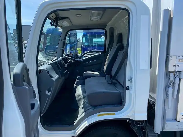 いすゞ エルフ 小型 ウイング TRG-NMR85AN H30の中古トラック画像13