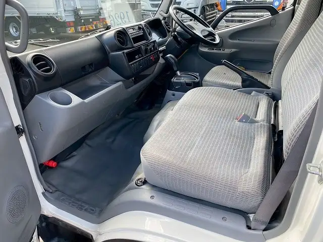 トヨタ トヨエース 小型 アルミバン サイドドア TKG-XZC605の中古トラック画像13