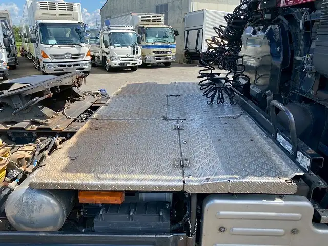 いすゞ ギガ 大型 トラクター ハイルーフ 1デフの中古トラック画像10
