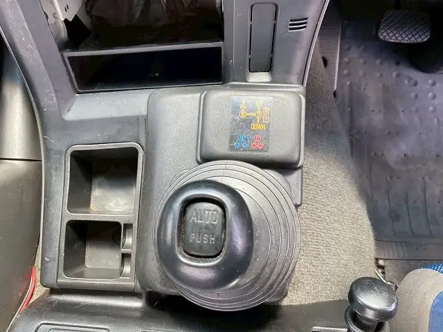 いすゞ ギガ 大型 トラクター ハイルーフ 1デフの中古トラック画像15
