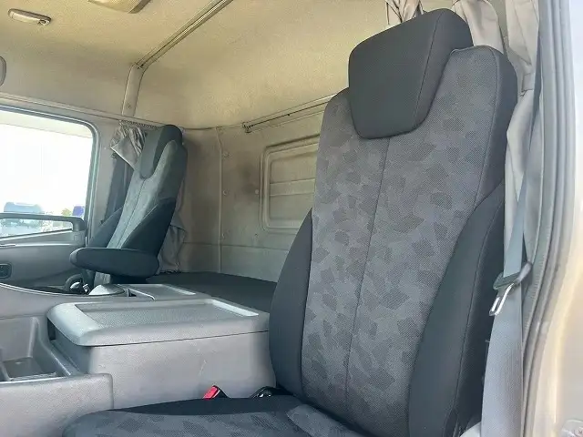 日産UD クオン 大型 平ボディ アルミブロック エアサスの中古トラック画像12