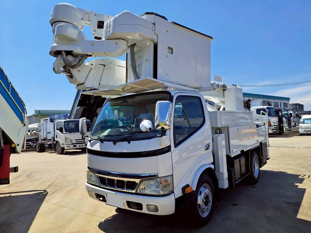 トヨタ ダイナ 小型 高所・建柱車 高所作業車 BDG-XZU354H の中古トラック【車両No.196478】