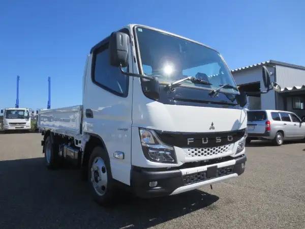 三菱 キャンター 小型 平ボディ 2RG-FBAV0 R5の中古トラック画像3