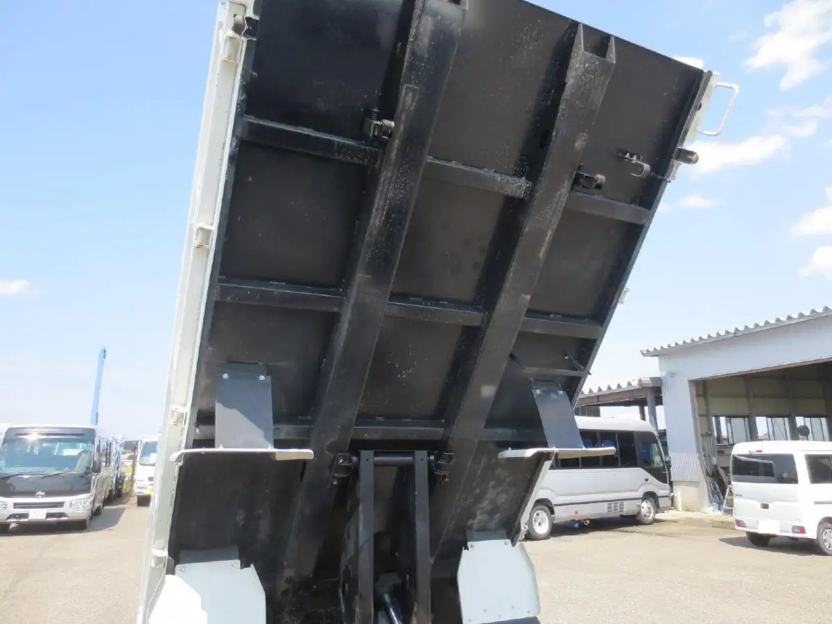 三菱 キャンター 小型 ダンプ 強化 2RG-FBA30の中古トラック画像19