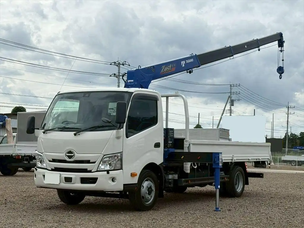 日野 デュトロ 小型 クレーン付 4段 ラジコン の中古トラック【車両No.195960】