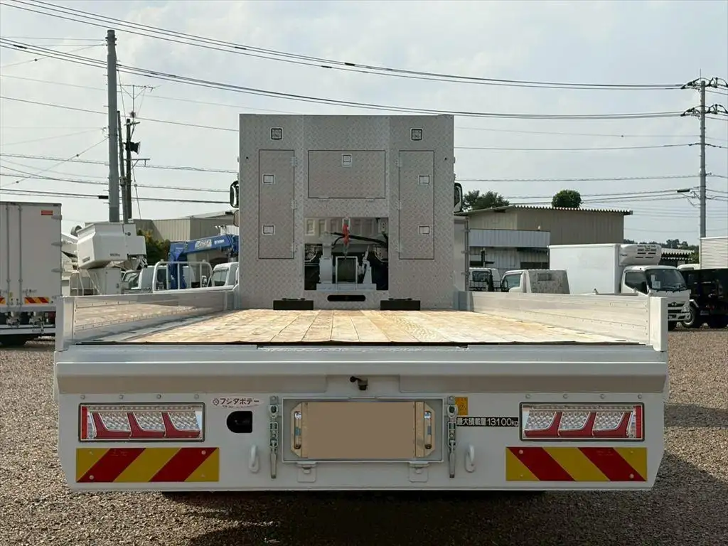 いすゞ ギガ 大型 車両重機運搬 ハイルーフ ラジコンの中古トラック画像4
