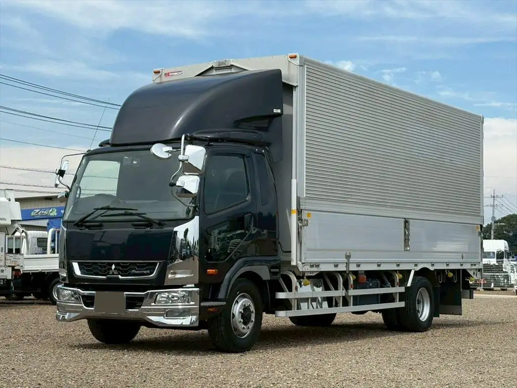 三菱 ファイター 中型/増トン ウイング 床鉄板 ベッドの中古トラック画像1