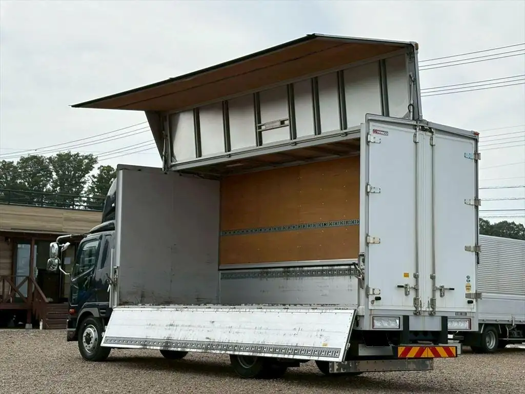 三菱 ファイター 中型/増トン ウイング 床鉄板 ベッドの中古トラック画像6