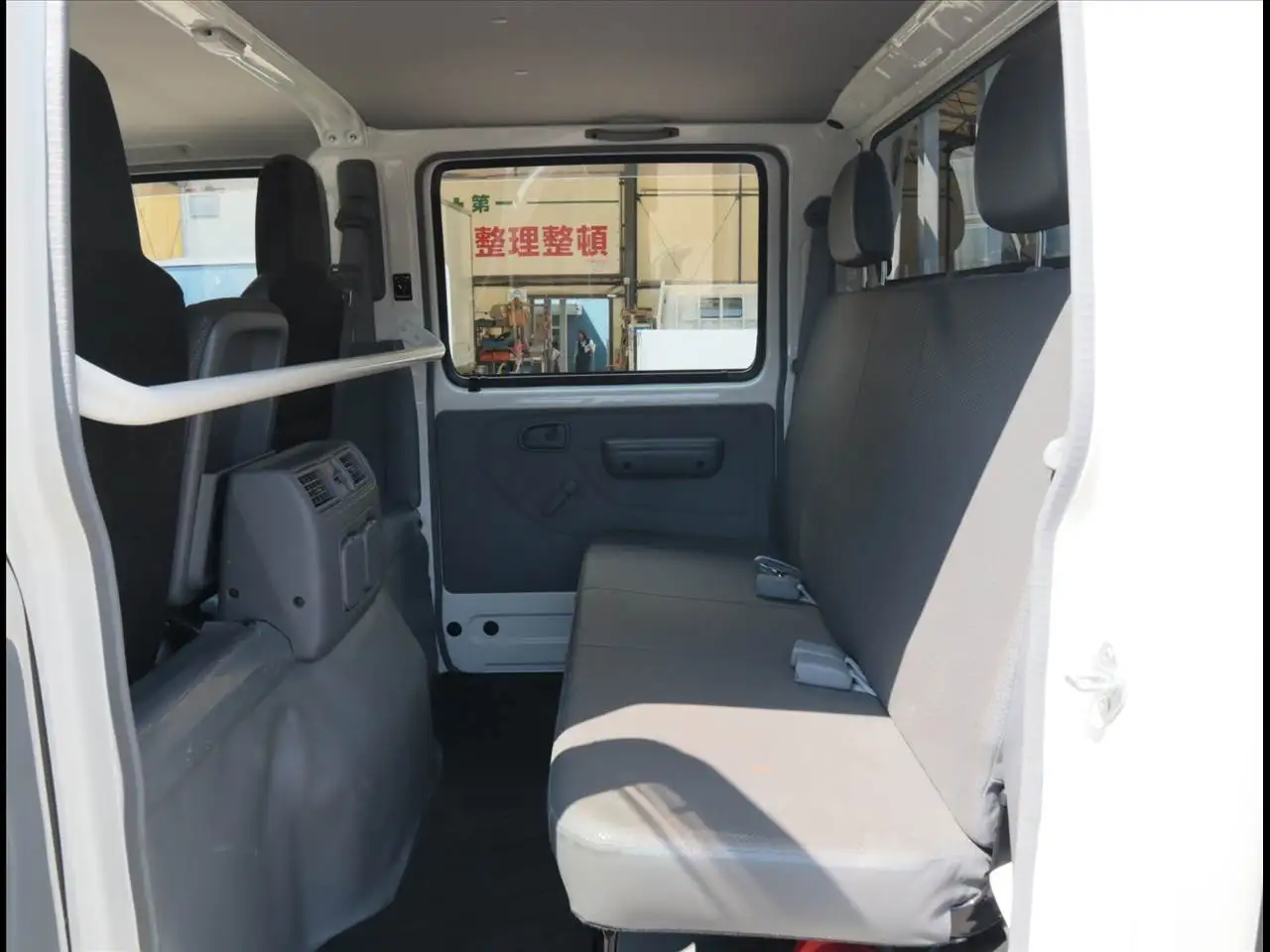 トヨタ ダイナ 小型 平ボディ Wキャブ 床鉄板の中古トラック画像12