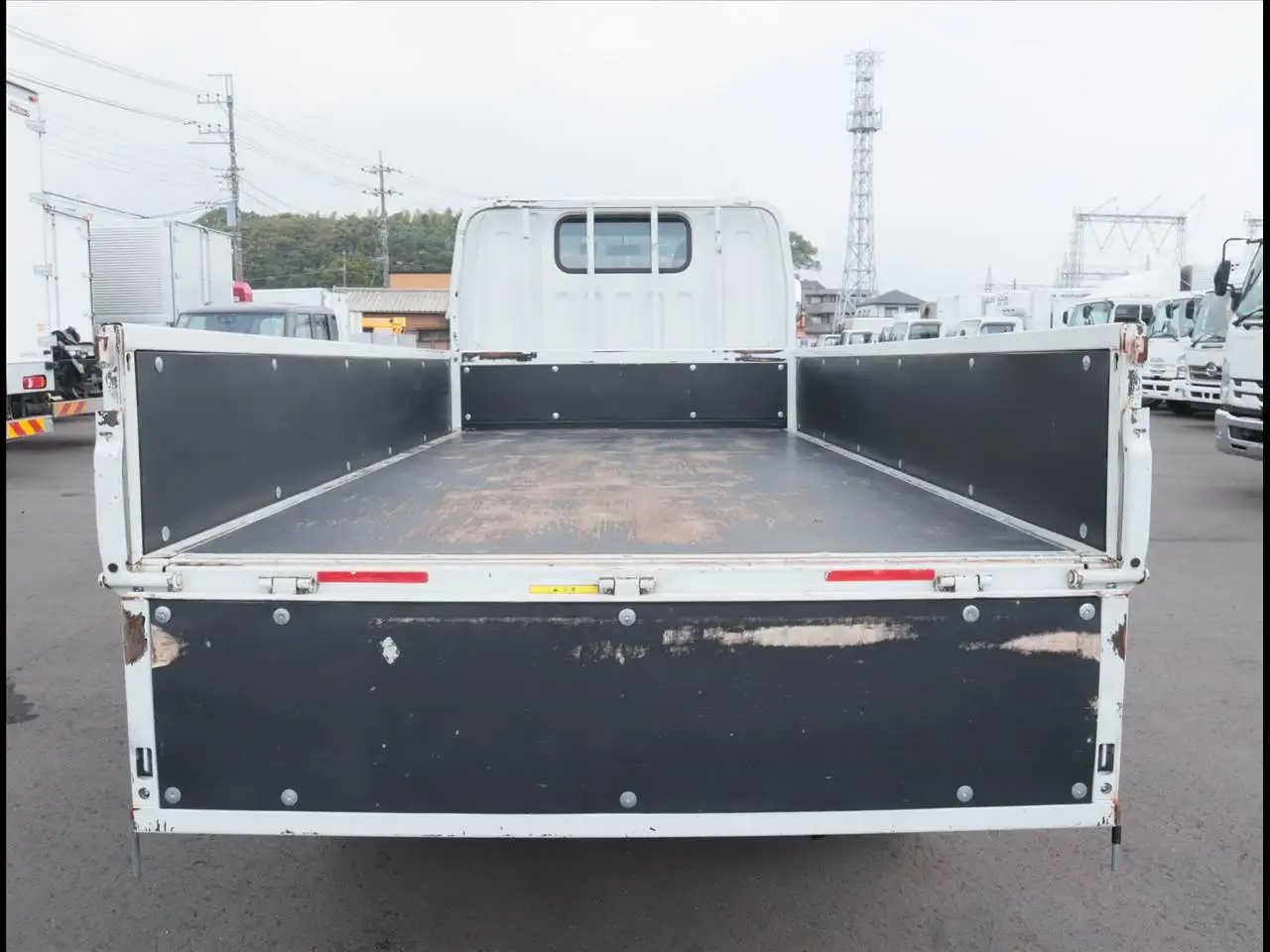 日産 アトラス 小型 平ボディ 2RG-FBA2W R2の中古トラック画像6