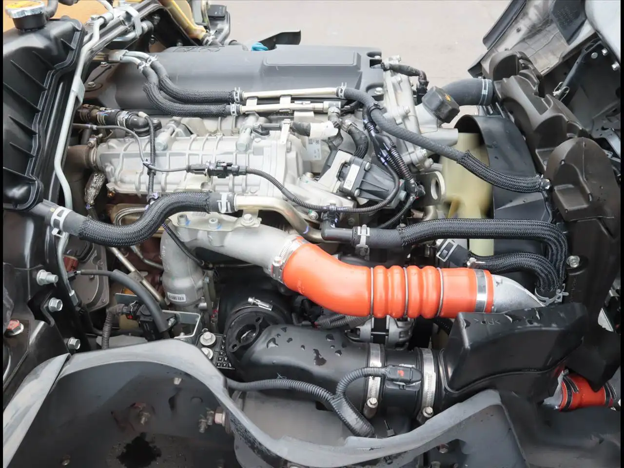 日産 アトラス 小型 平ボディ 2RG-FBA2W R2の中古トラック画像19