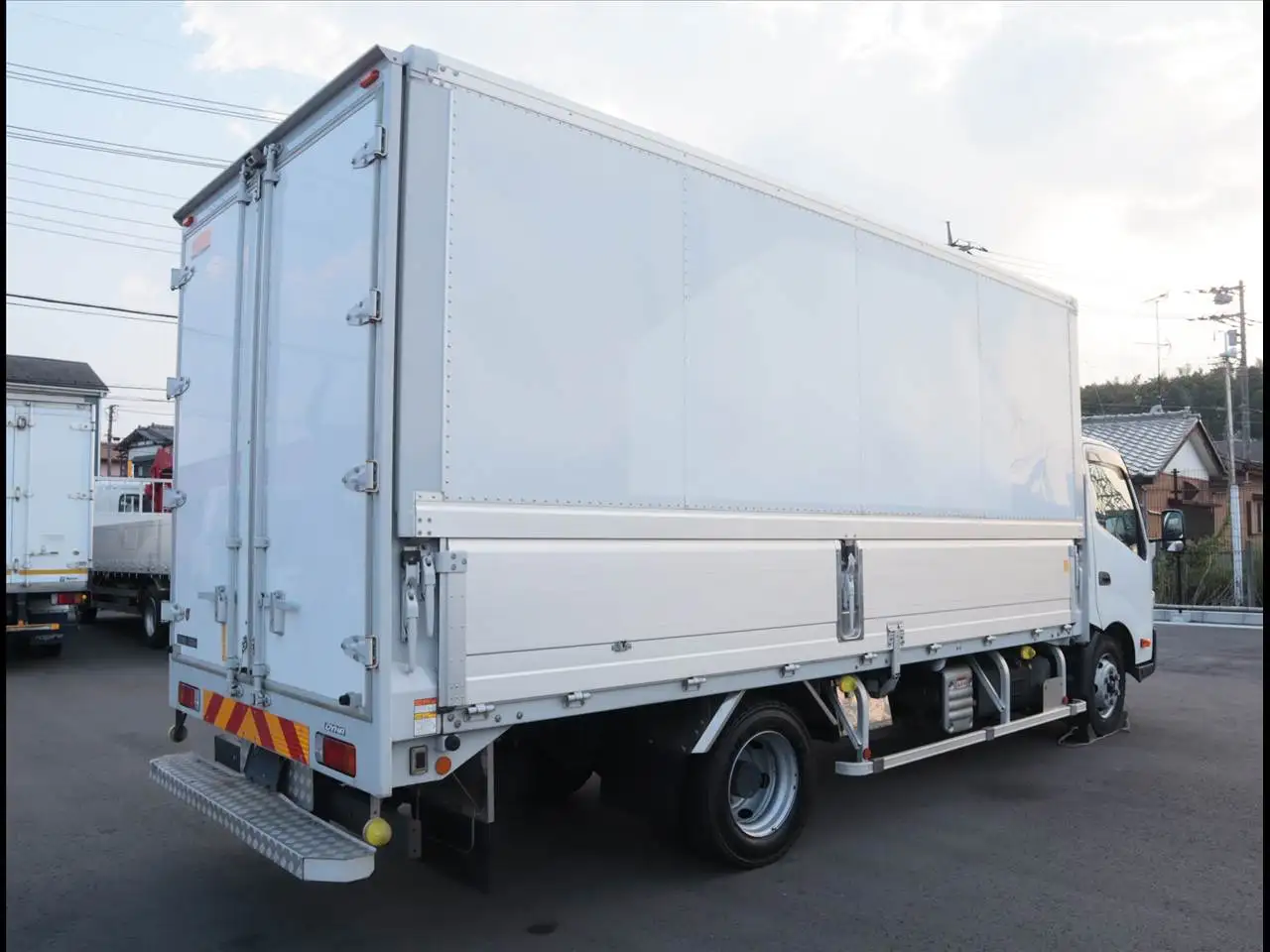 トヨタ ダイナ 小型 冷凍冷蔵 冷凍ウイング 低温の中古トラック画像3