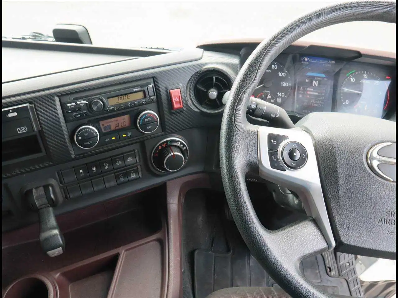 日野 プロフィア 大型 ウイング ハイルーフ エアサスの中古トラック画像13