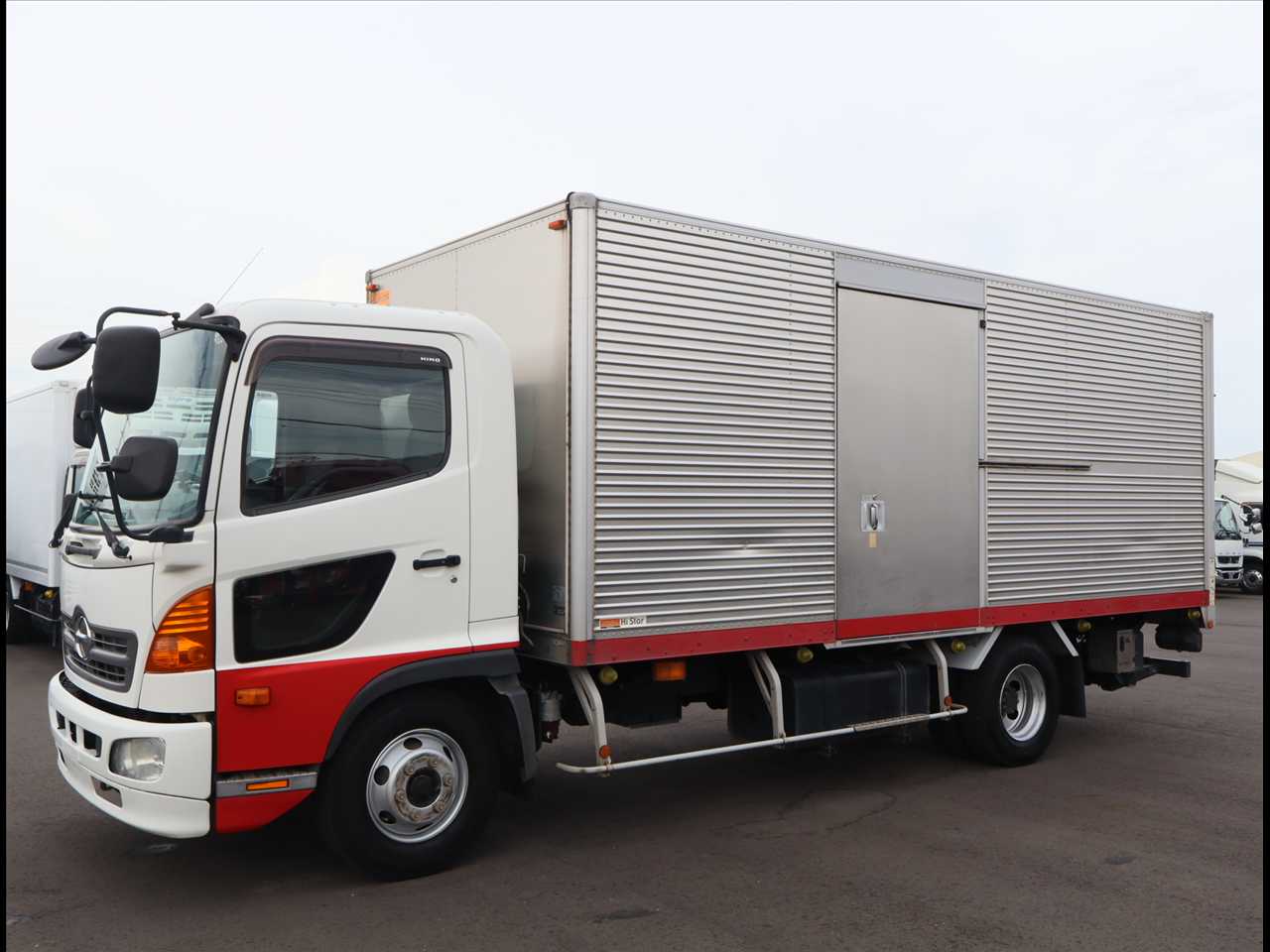 日野 レンジャー 中型/増トン アルミバン 標準