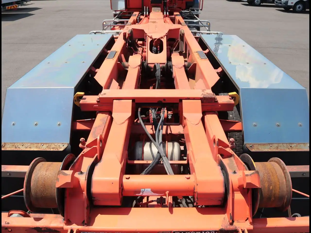 三菱 スーパーグレート 大型 アームロール ツインホイスト ベッドの中古トラック画像6