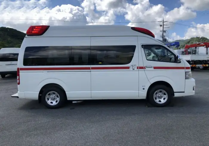 トヨタ ハイエース 小型 特殊車両 CBF-TRH226S H23の中古トラック画像3