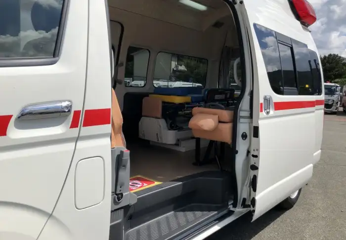 トヨタ ハイエース 小型 特殊車両 CBF-TRH226S H23の中古トラック画像10